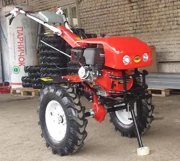 Мотоблок PROFI 1400 14л.с./бензин с ВОМ + дифференциалы (c бардачком, металл. капот, 2 фары) — фото 3
